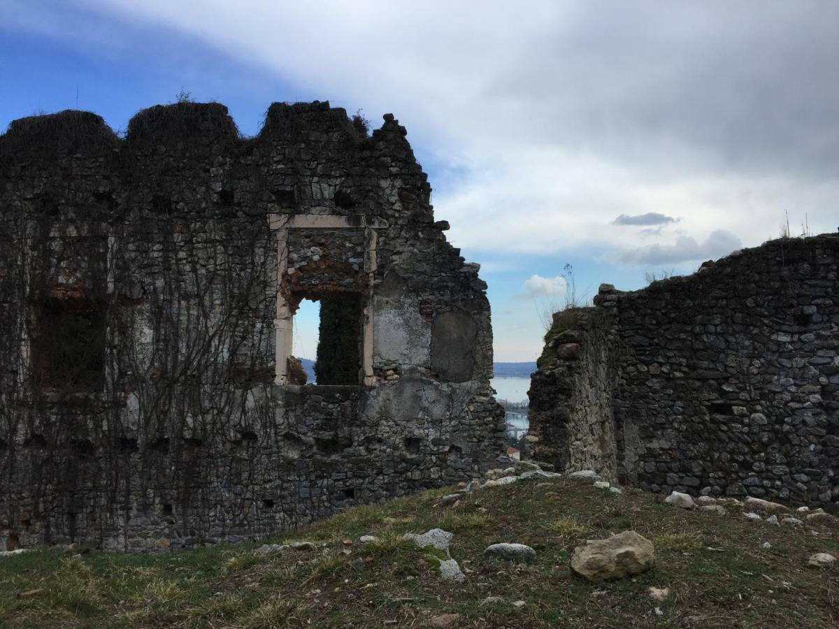 Casa Corte Alla Rocca Arona Eksteriør billede